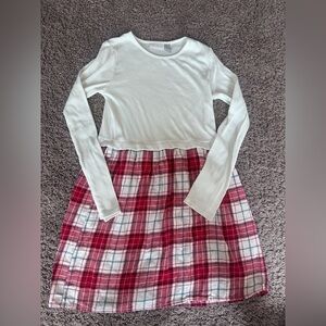 Preloved dress - Cream. Awesome outfit for the Holiday season.